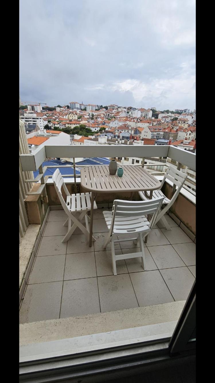 Studio Victoria Centre Grande Plage And Pool Biarritz Zewnętrze zdjęcie